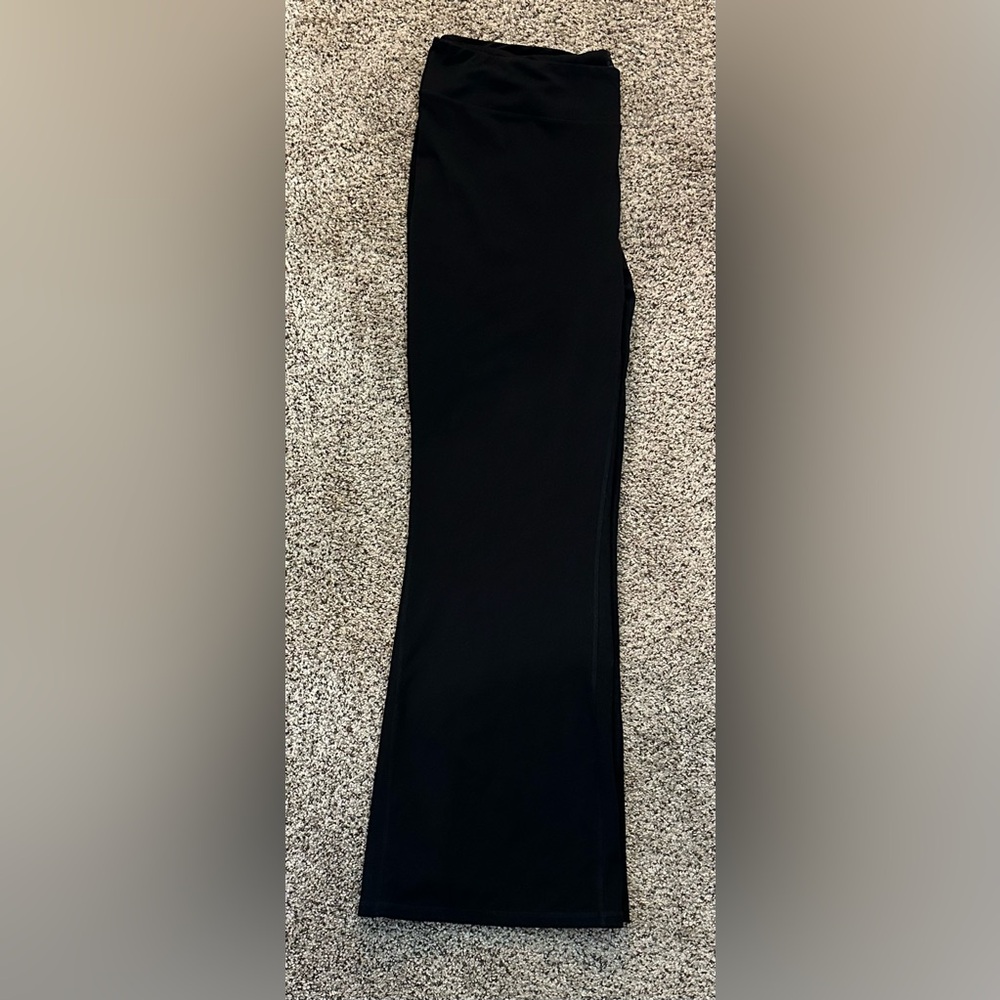 Wide leg leggings